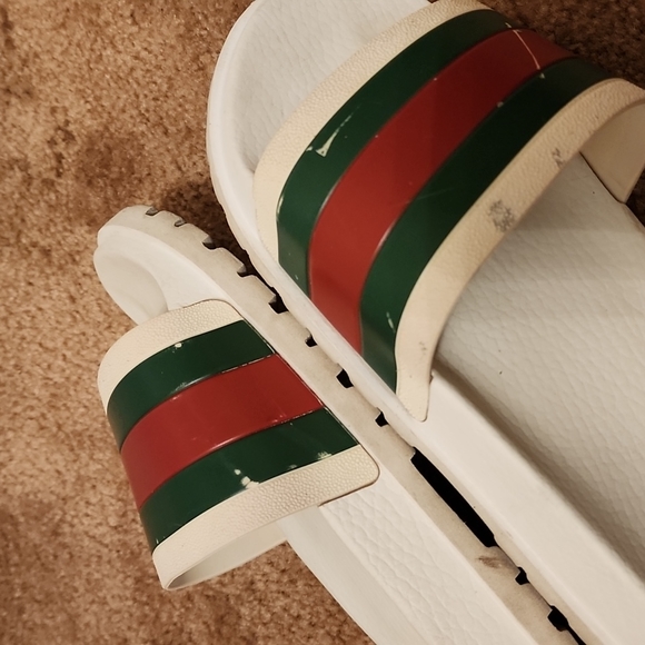 Gucci Men's Slides - Picture 15 of 16